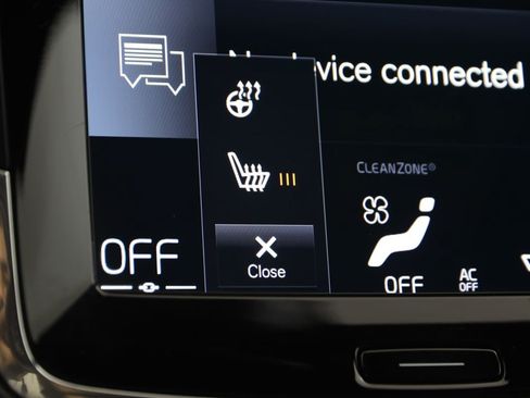 Used 2020 Volvo XC90 T6 Momentum AWD/4WD image 8