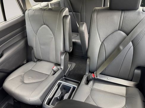 Used 2024 Toyota Grand Highlander AWD image 13