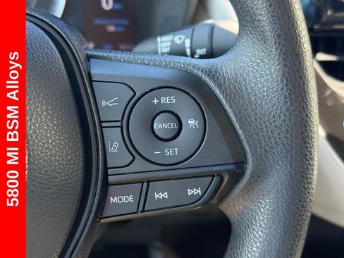 Used 2020 Toyota Corolla LE w/ LE Convenience Package FWD image 21