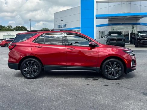 Used 2024 Chevrolet Equinox RS w/ RS Leather Package FWD image 2