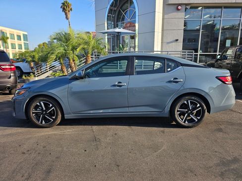 Used 2024 Nissan Sentra SV FWD image 4