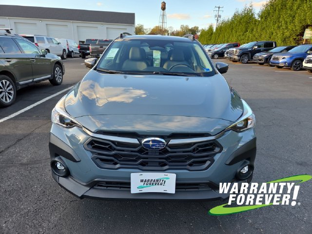 Used 2024 Subaru Crosstrek 2.0i Premium AWD/4WD image 2