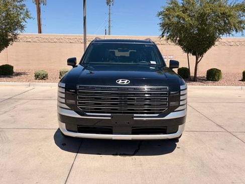 Used 2026 Hyundai Palisade Calligraphy FWD image 4