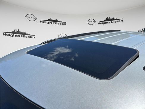 Used 2023 Jeep Grand Cherokee L Laredo AWD/4WD image 36