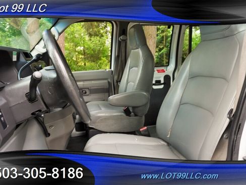 Used 2009 Ford E-250 and Econoline 250 Extended RWD image 3