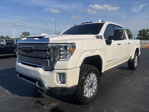 Used 2022 GMC Sierra 2500 Denali w/ Denali Ultimate Package AWD/4WD image 1