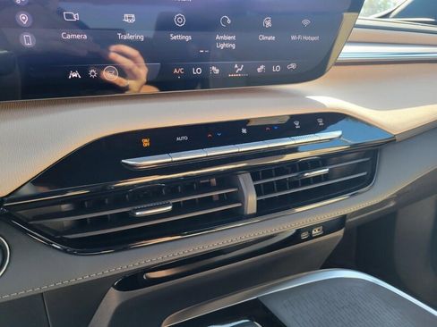 New 2026 Buick Enclave Preferred w/ Power Package image 24