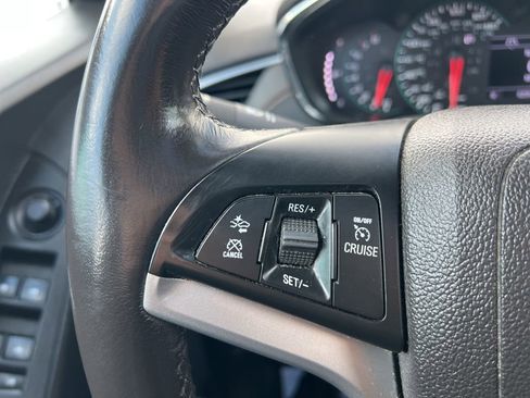 Used 2020 Chevrolet Trax Premier image 17