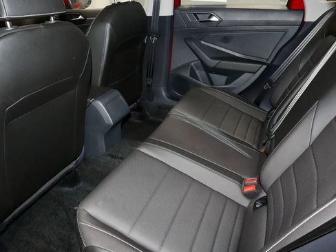 Used 2023 Volkswagen Jetta SE w/ Panoramic Sunroof Package FWD image 21