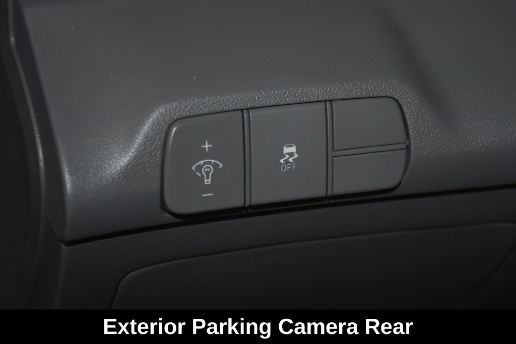 Used 2024 Hyundai Elantra SEL FWD image 10