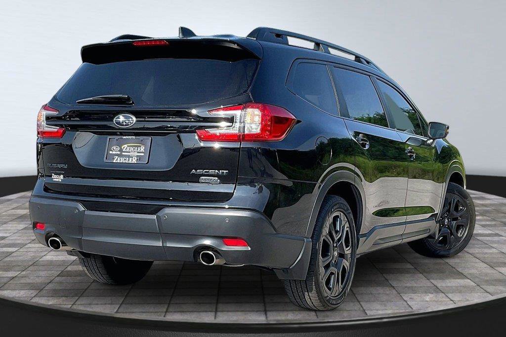 Used 2023 Subaru Ascent Onyx Edition AWD/4WD image 2