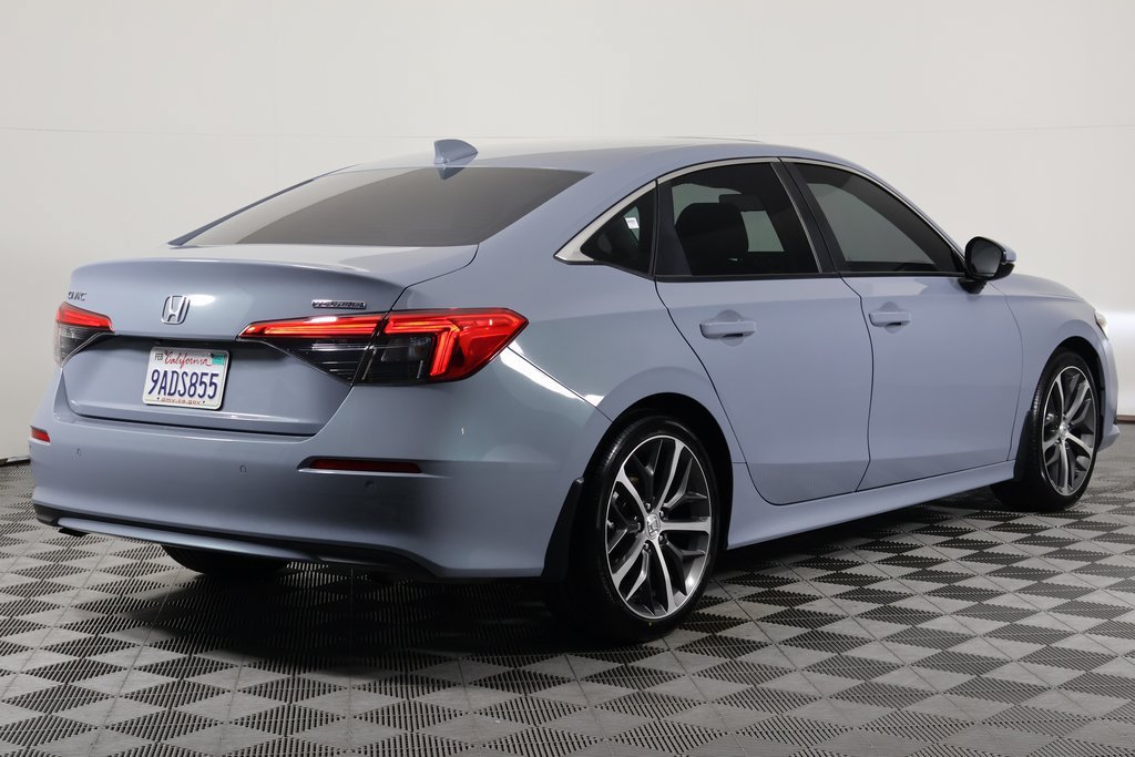 Used 2022 Honda Civic Touring image 4