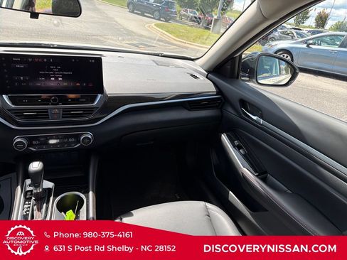 Certified 2024 Nissan Altima 2.0 SR FWD image 38