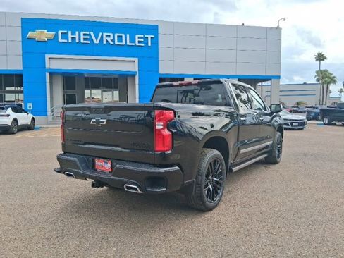New 2026 Chevrolet Silverado 1500 High Country AWD/4WD image 5