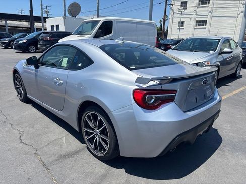 Used 2018 Subaru BRZ Limited w/ Popular Package #3 RWD image 6