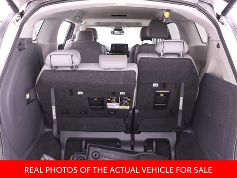 Used 2024 Toyota Sienna XLE image 14