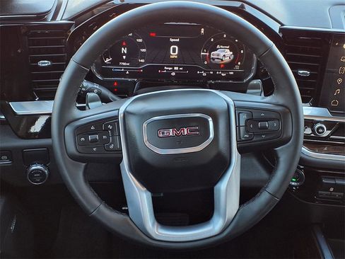 Used 2025 GMC Sierra 1500 Elevation w/ Elevation Premium Package image 20