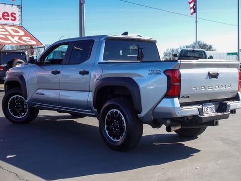 Certified 2024 Toyota Tacoma TRD Off-Road image 9