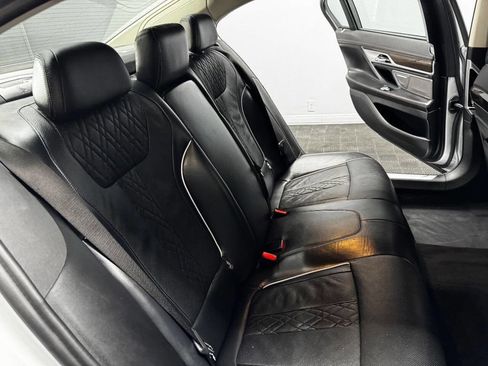 Used 2020 BMW 740i RWD image 50