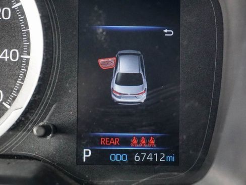 Used 2022 Toyota Corolla LE image 21