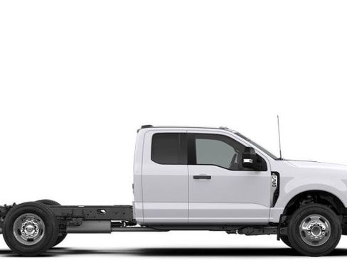 New 2026 Ford F350 XL w/ XL Chrome Package AWD/4WD image 28