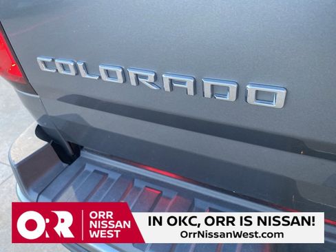 Used 2021 Chevrolet Colorado LT image 10