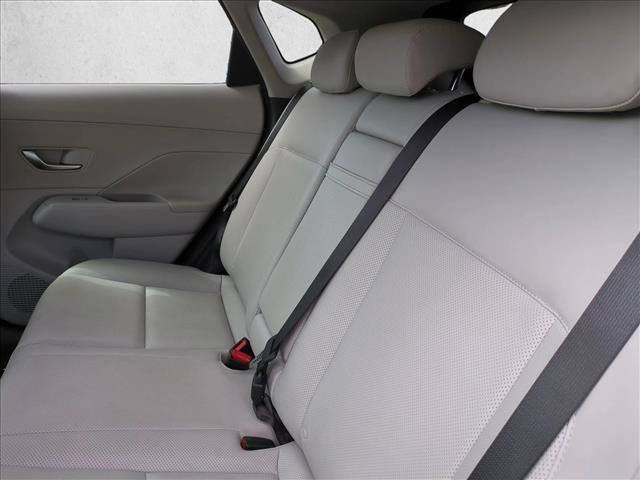 Used 2024 Hyundai Kona Limited FWD image 19