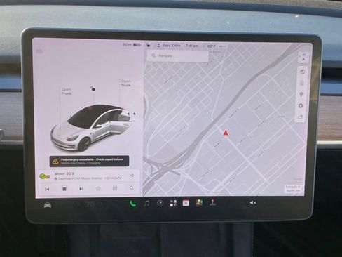 Used 2021 Tesla Model 3 Standard Range Plus RWD image 12