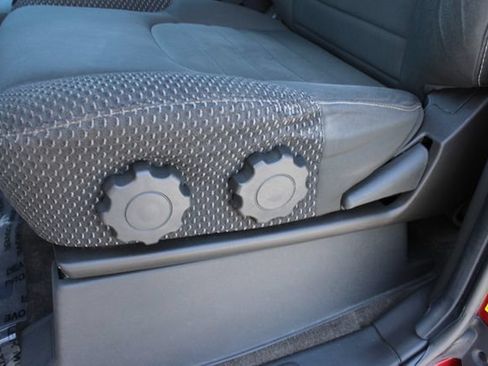 Used 2018 Nissan Frontier Desert Runner RWD image 13