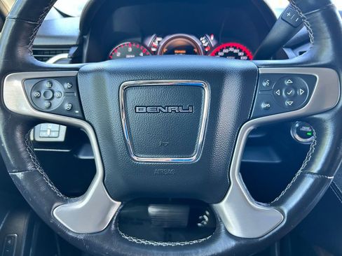 Used 2016 GMC Yukon XL Denali w/ Open Road Package AWD/4WD image 23