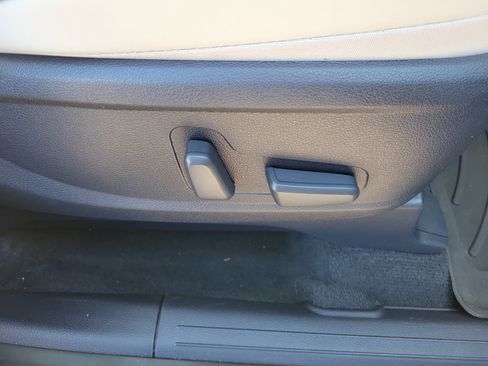 Used 2021 Hyundai Palisade Limited image 9