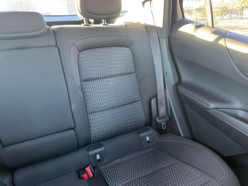 Used 2025 Chevrolet Equinox LT image 37