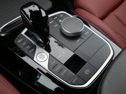 Used 2023 BMW X3 sDrive30i w/ Convenience Package image 10