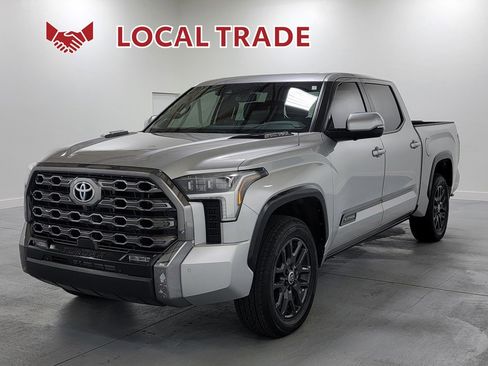 Used 2024 Toyota Tundra Platinum AWD/4WD image 4