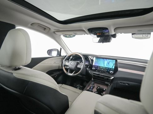 Certified 2025 Lexus RX 350 Luxury image 16