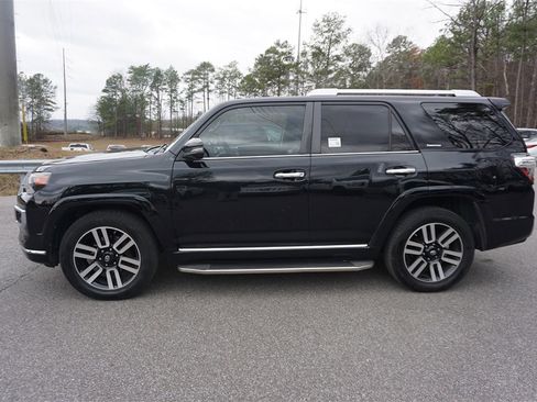 Used 2016 Toyota 4Runner Limited image 18