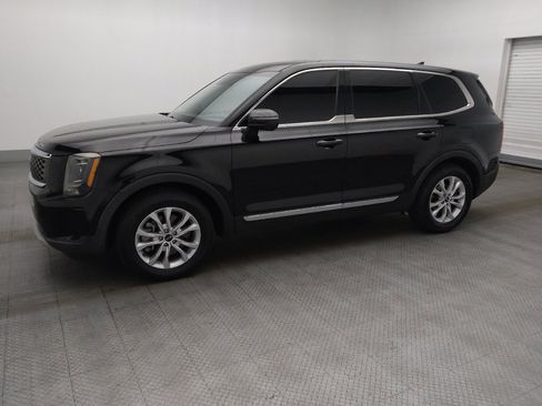 Used 2021 Kia Telluride LX image 2
