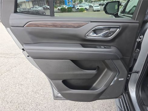 Used 2023 Chevrolet Tahoe LT AWD/4WD image 13