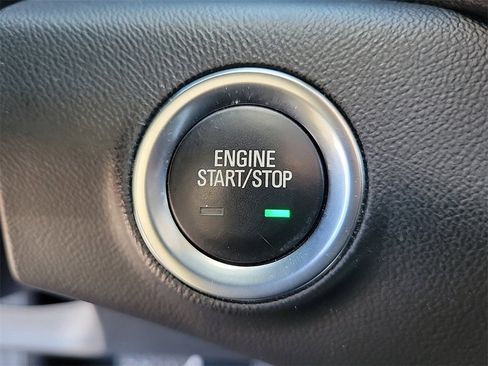 Used 2022 GMC Terrain Denali image 29