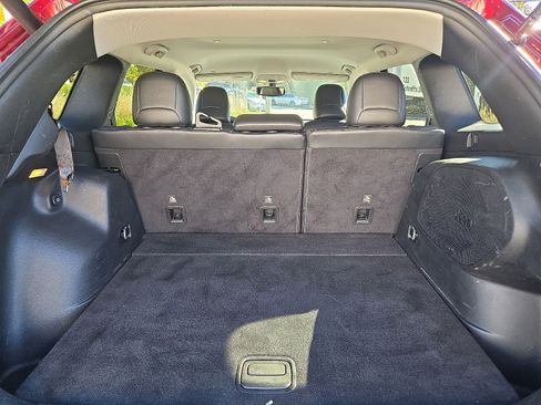 Used 2019 Jeep Cherokee Limited image 27