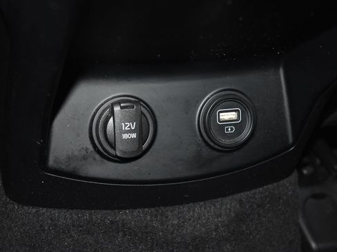 Used 2023 Kia Sorento S w/ Panoramic Sunroof Package image 21