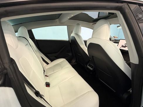 Used 2023 Tesla Model 3 Standard Range RWD image 11