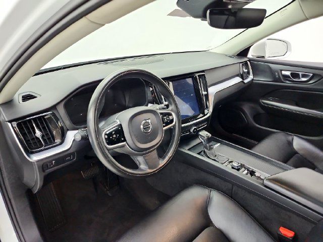 Used 2020 Volvo S60 T5 Momentum FWD image 28
