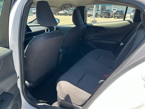 Used 2024 Toyota Prius LE FWD image 10