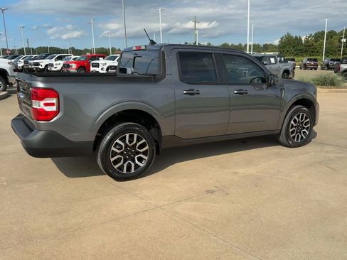 Used 2022 Ford Maverick Lariat image 8