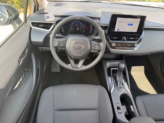 Used 2026 Toyota Corolla LE FWD image 25