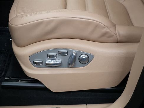 Used 2024 Porsche Macan S image 14