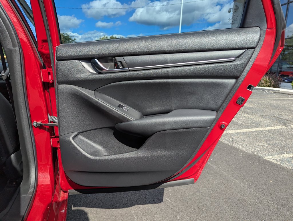 Used 2021 Honda Accord Sport image 34