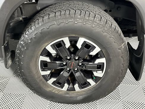Certified 2024 Nissan Frontier Pro-X RWD image 10