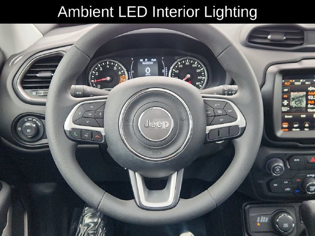 Used 2023 Jeep Renegade Latitude w/ Sun & Fun Group AWD/4WD image 33